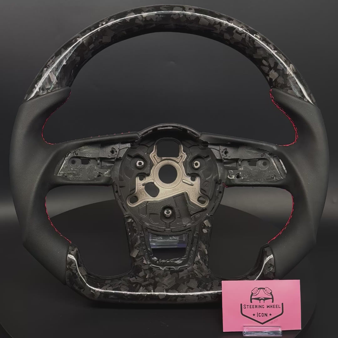 AUDI B9 Stil Leder/Forged Carbon Lenkrad